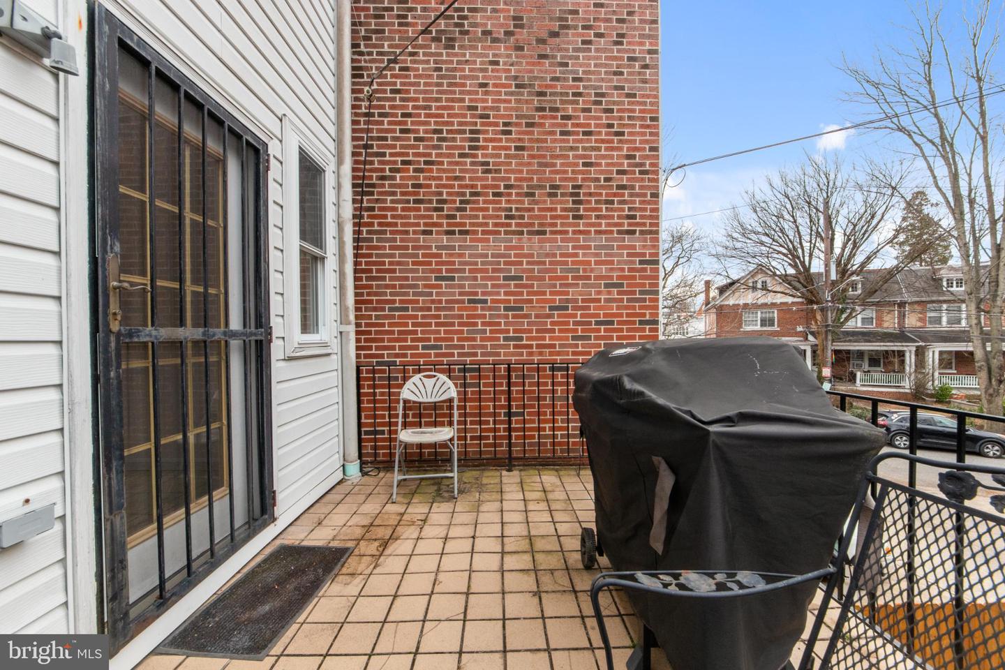 2446 TUNLAW RD NW, WASHINGTON, District Of Columbia 20007, ,Residential,For sale,2446 TUNLAW RD NW,DCDC2249306 MLS # DCDC2249306