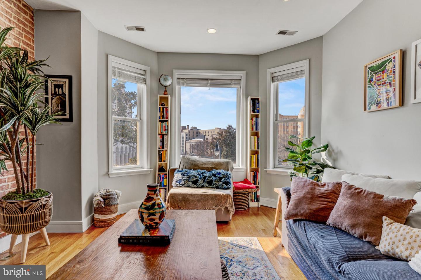 1531 PARK RD NW #6, WASHINGTON, District Of Columbia 20010, 1 Bedroom Bedrooms, 2 Rooms Rooms,1 BathroomBathrooms,Residential,For sale,1531 PARK RD NW #6,DCDC2249308 MLS # DCDC2249308