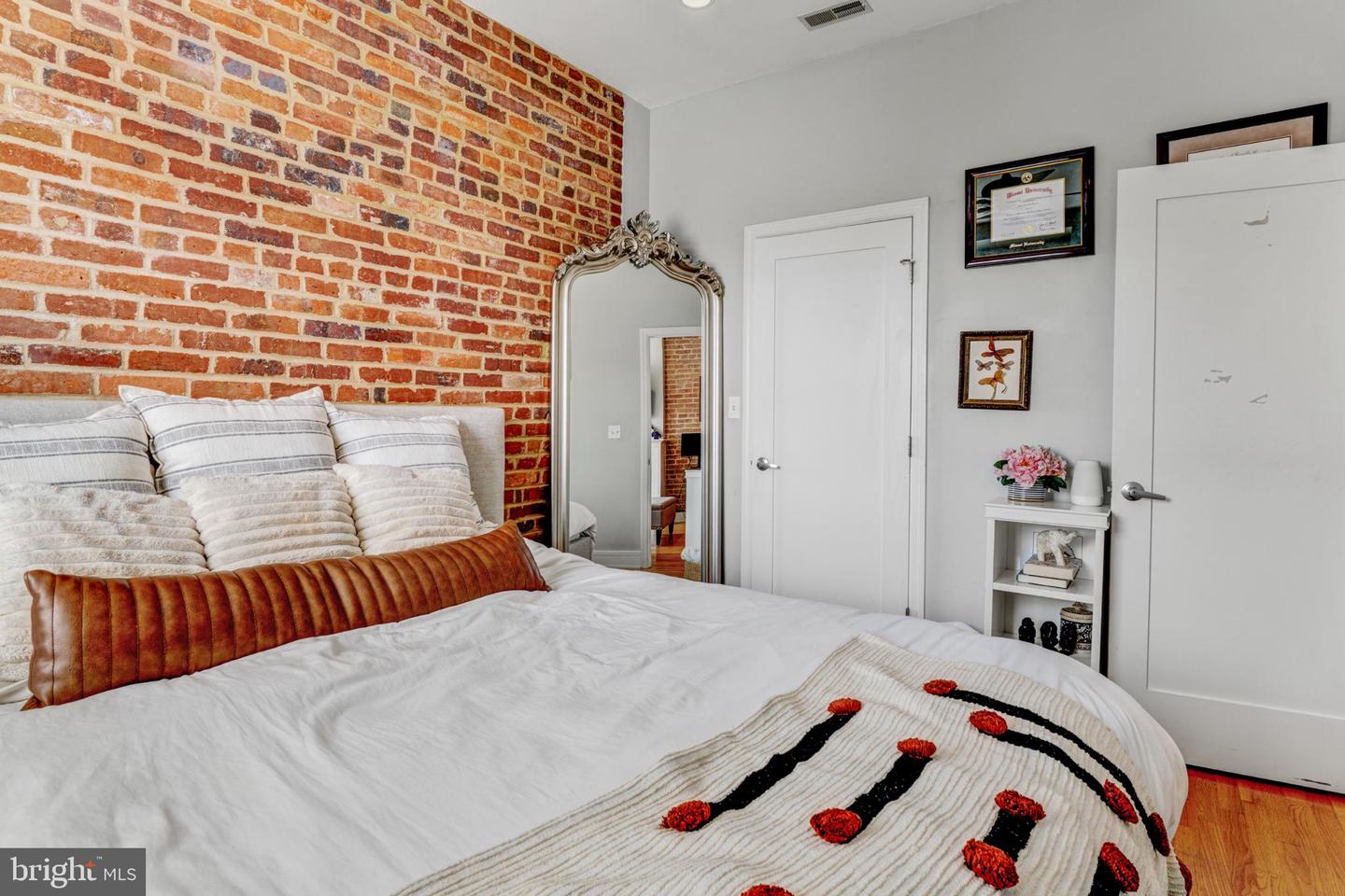 1531 PARK RD NW #6, WASHINGTON, District Of Columbia 20010, 1 Bedroom Bedrooms, 2 Rooms Rooms,1 BathroomBathrooms,Residential,For sale,1531 PARK RD NW #6,DCDC2249308 MLS # DCDC2249308