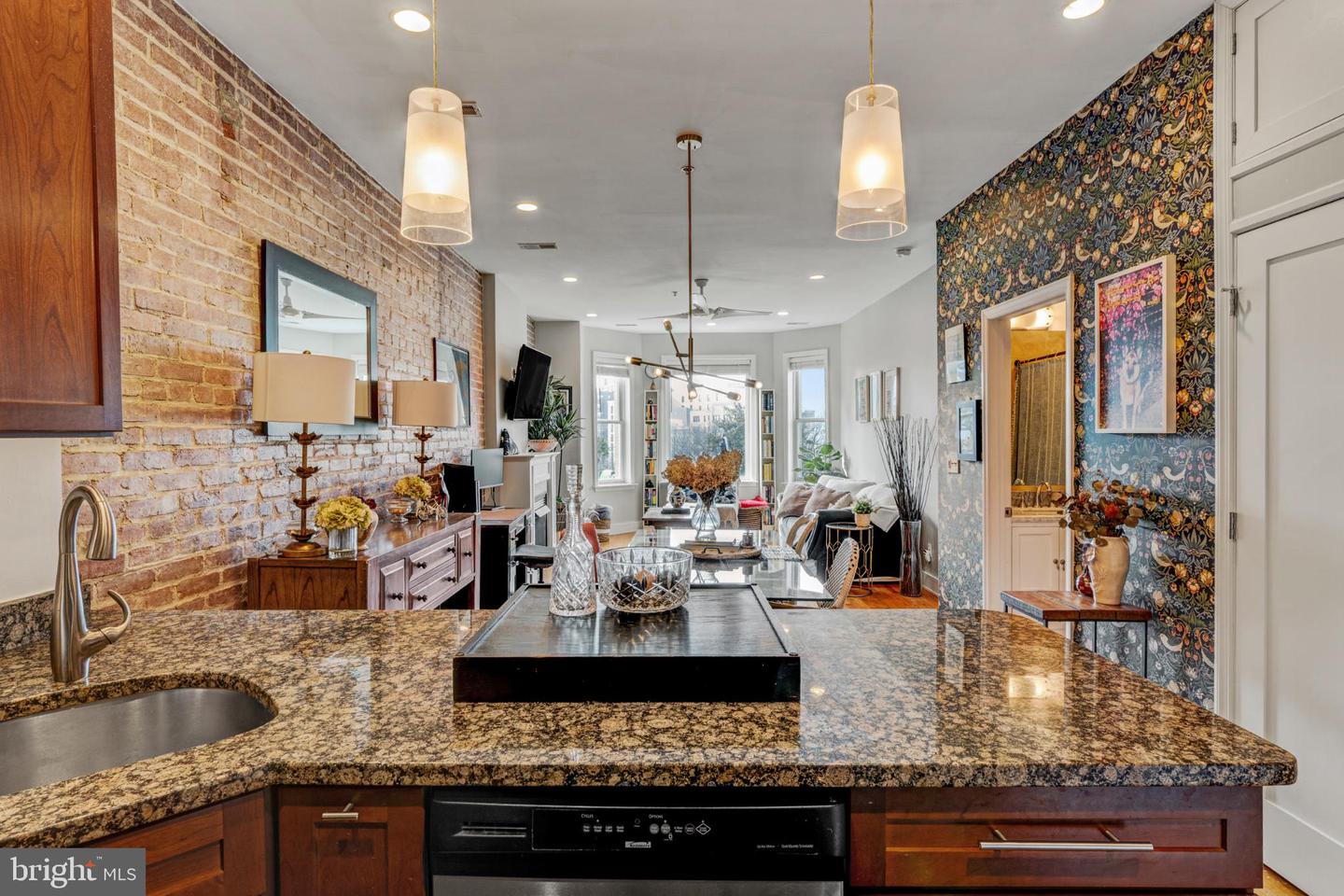 1531 PARK RD NW #6, WASHINGTON, District Of Columbia 20010, 1 Bedroom Bedrooms, 2 Rooms Rooms,1 BathroomBathrooms,Residential,For sale,1531 PARK RD NW #6,DCDC2249308 MLS # DCDC2249308