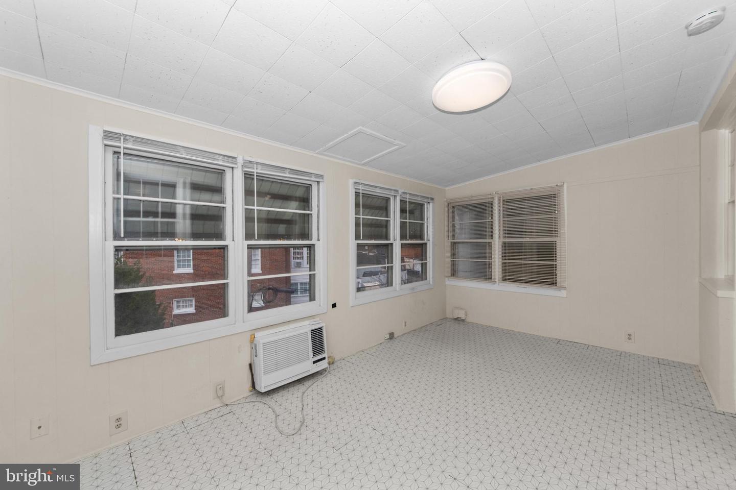 2448 TUNLAW RD NW, WASHINGTON, District Of Columbia 20007, ,Residential,For sale,2448 TUNLAW RD NW,DCDC2249324 MLS # DCDC2249324