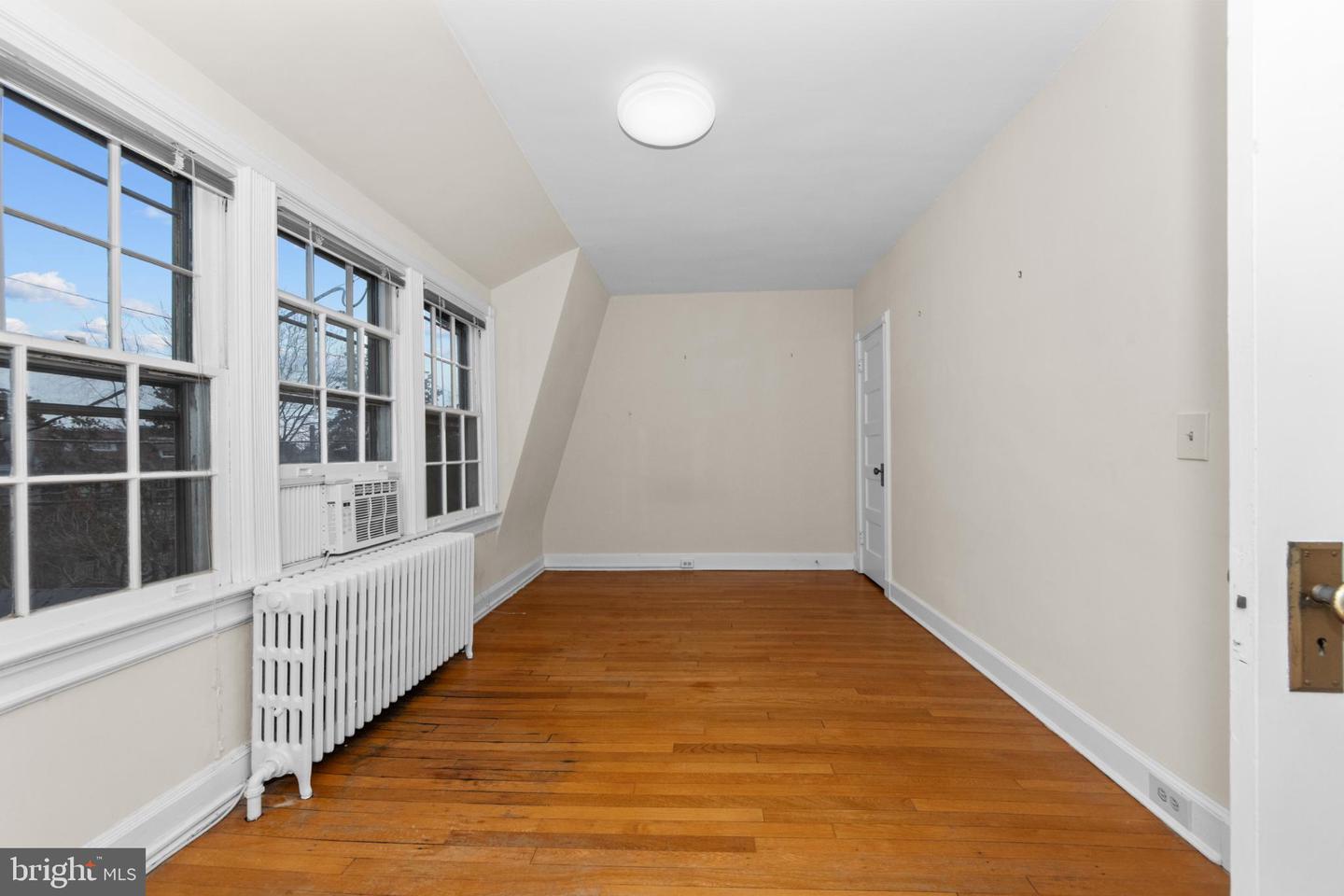 2448 TUNLAW RD NW, WASHINGTON, District Of Columbia 20007, ,Residential,For sale,2448 TUNLAW RD NW,DCDC2249324 MLS # DCDC2249324