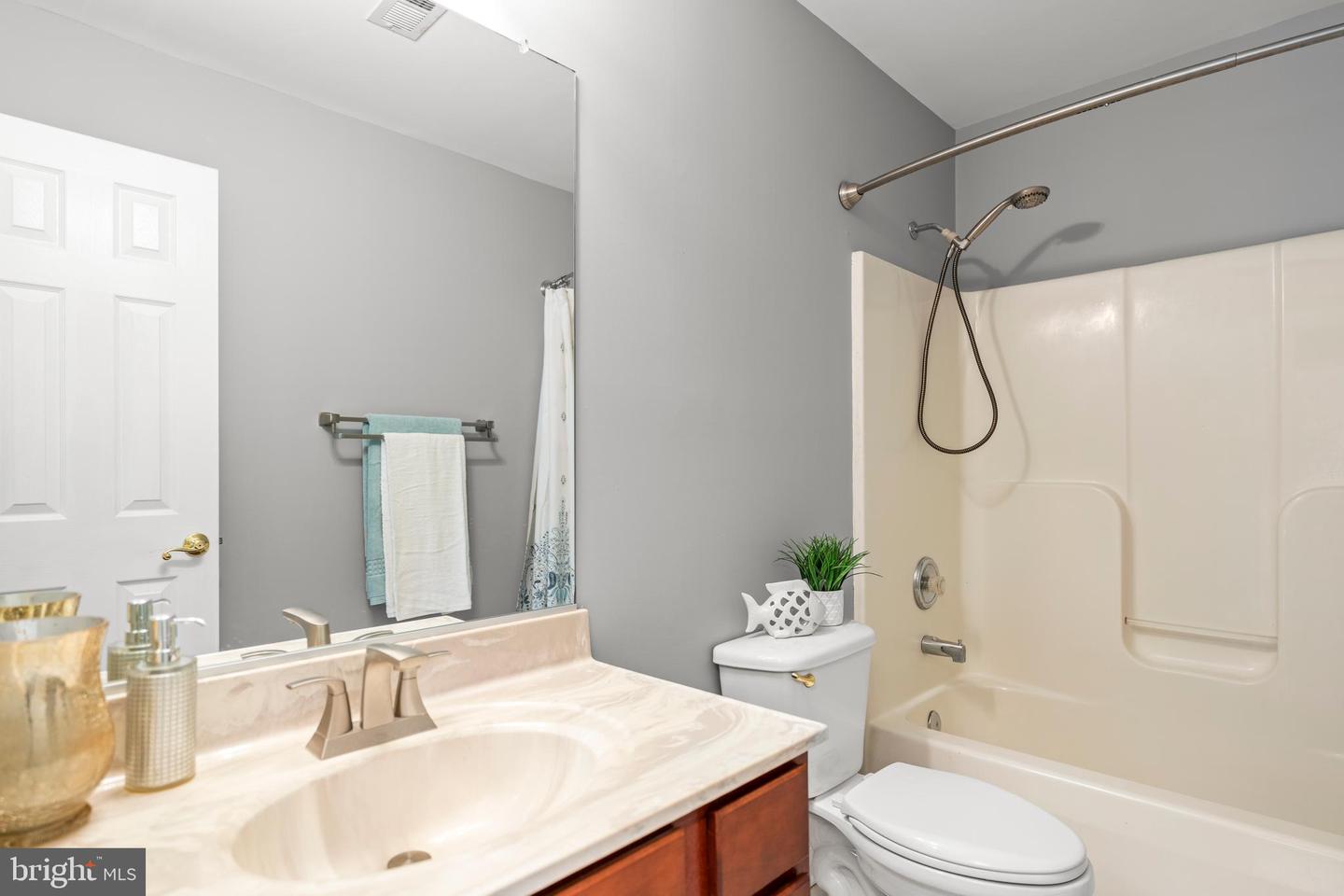 22247 WATSON RD, LEESBURG, Virginia 20175, 4 Bedrooms Bedrooms, 11 Rooms Rooms,2 BathroomsBathrooms,Residential,For sale,22247 WATSON RD,VALO2117532 MLS # VALO2117532