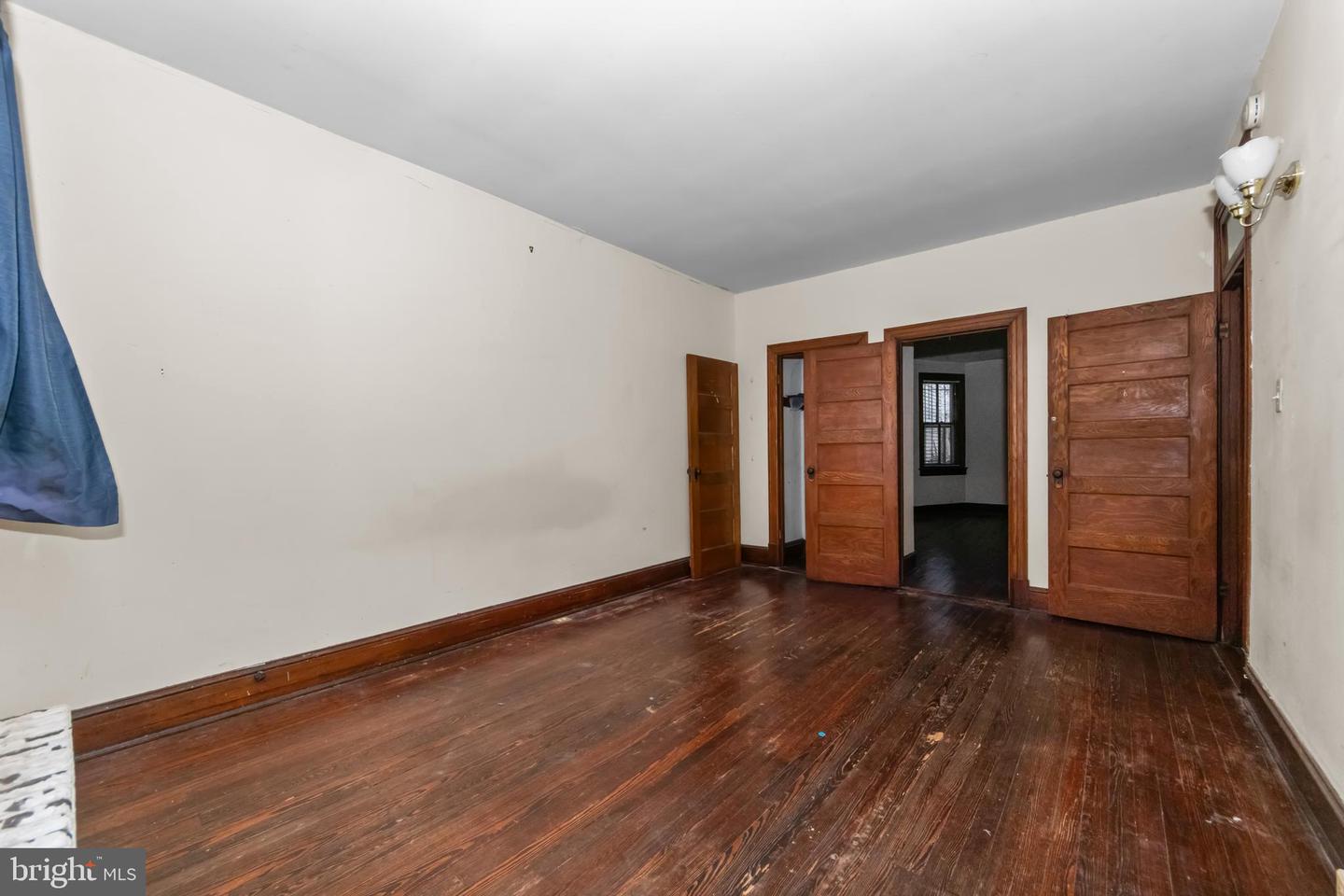 1014 INDEPENDENCE AVE SE, WASHINGTON, District Of Columbia 20003, 3 Bedrooms Bedrooms, ,2 BathroomsBathrooms,Residential,For sale,1014 INDEPENDENCE AVE SE,DCDC2249334 MLS # DCDC2249334