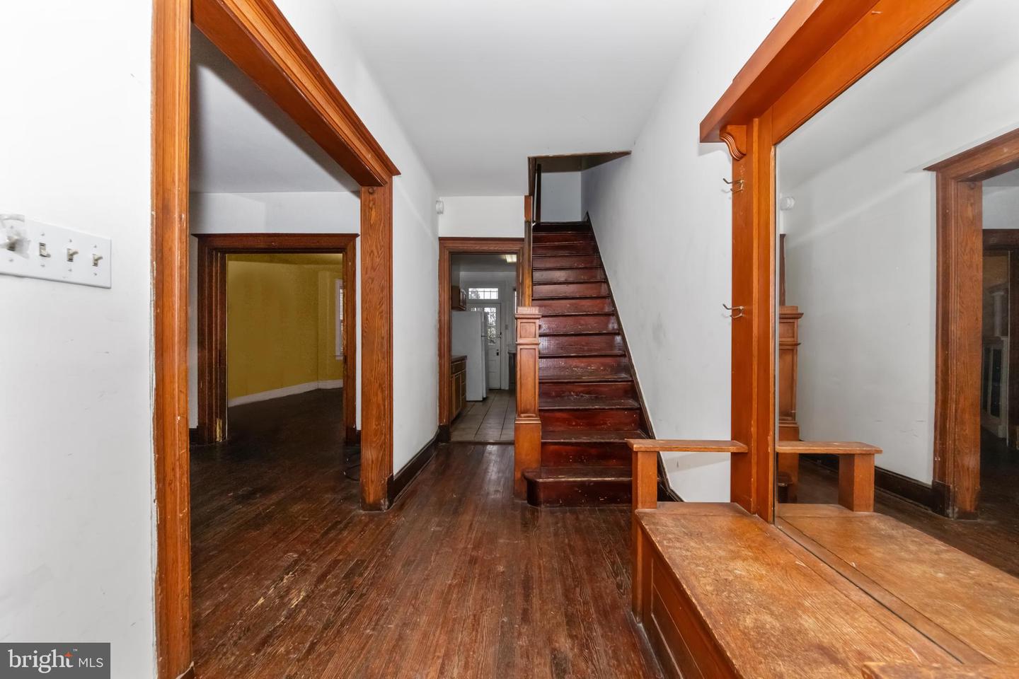 1014 INDEPENDENCE AVE SE, WASHINGTON, District Of Columbia 20003, 3 Bedrooms Bedrooms, ,2 BathroomsBathrooms,Residential,For sale,1014 INDEPENDENCE AVE SE,DCDC2249334 MLS # DCDC2249334