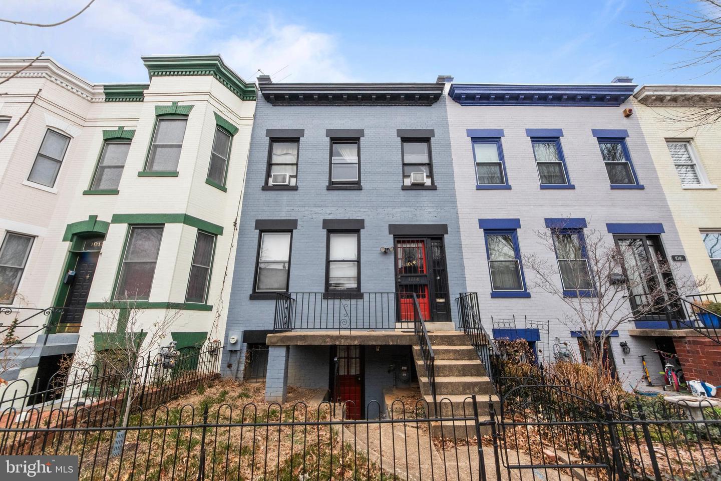 1014 INDEPENDENCE AVE SE, WASHINGTON, District Of Columbia 20003, 3 Bedrooms Bedrooms, ,2 BathroomsBathrooms,Residential,For sale,1014 INDEPENDENCE AVE SE,DCDC2249334 MLS # DCDC2249334