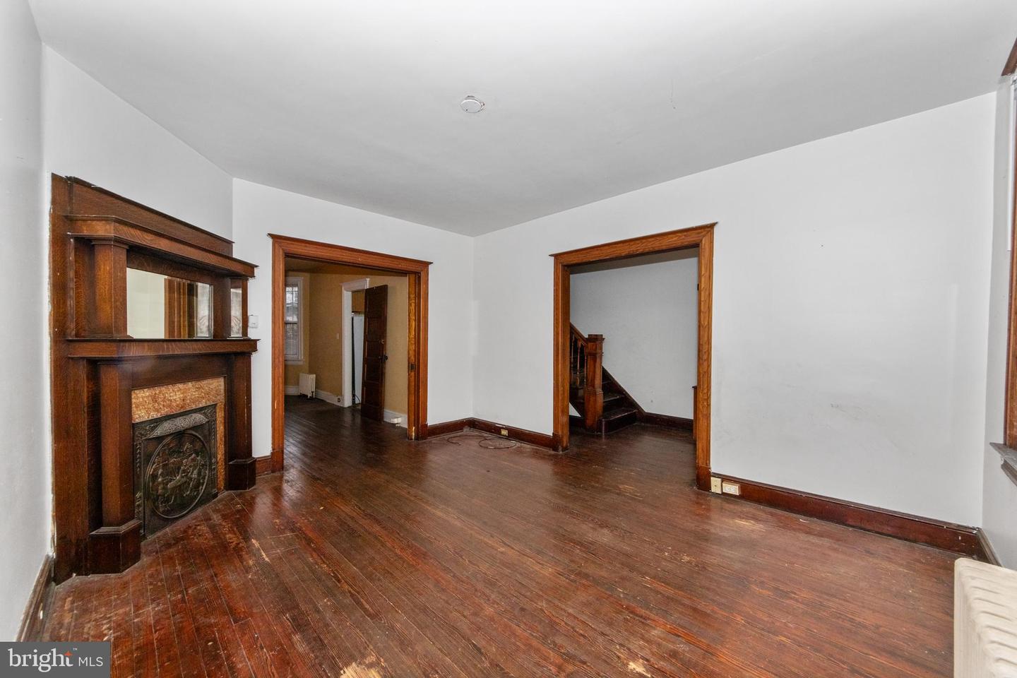 1014 INDEPENDENCE AVE SE, WASHINGTON, District Of Columbia 20003, 3 Bedrooms Bedrooms, ,2 BathroomsBathrooms,Residential,For sale,1014 INDEPENDENCE AVE SE,DCDC2249334 MLS # DCDC2249334