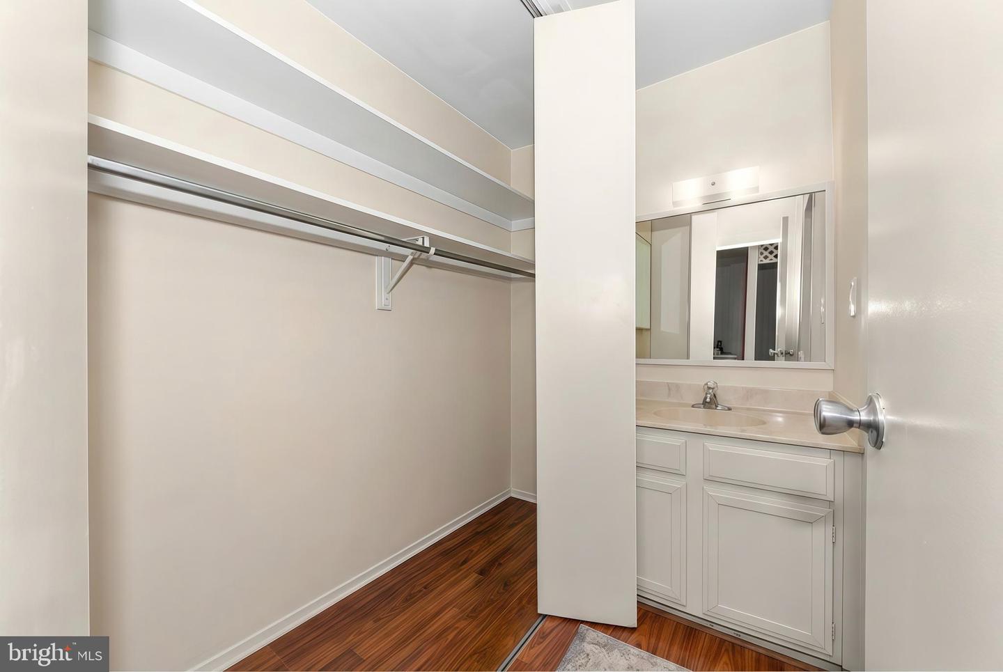 2800 WISCONSIN AVE NW #709, WASHINGTON, District Of Columbia 20007, ,1 BathroomBathrooms,Residential,For sale,2800 WISCONSIN AVE NW #709,DCDC2249342 MLS # DCDC2249342