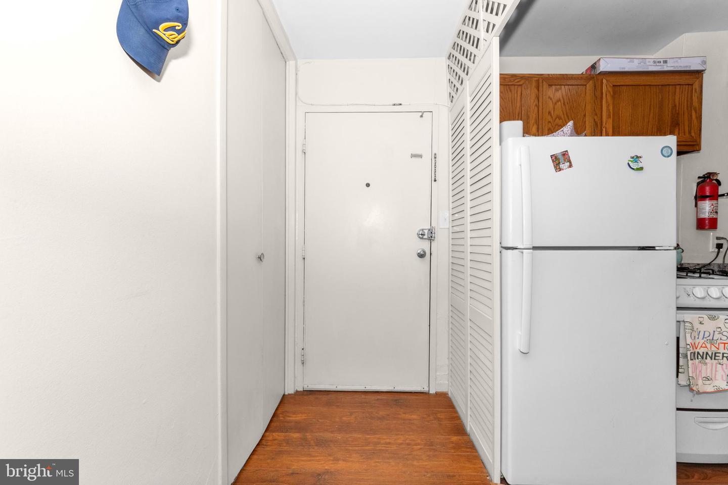 2800 WISCONSIN AVE NW #709, WASHINGTON, District Of Columbia 20007, ,1 BathroomBathrooms,Residential,For sale,2800 WISCONSIN AVE NW #709,DCDC2249342 MLS # DCDC2249342