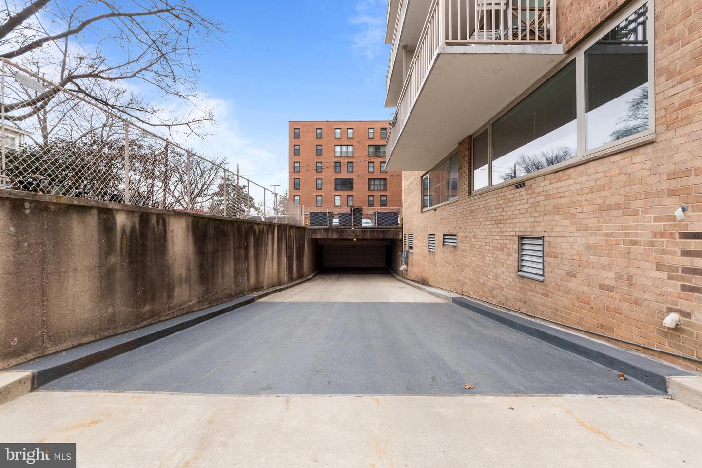 2800 WISCONSIN AVE NW #709, WASHINGTON, District Of Columbia 20007, ,1 BathroomBathrooms,Residential,For sale,2800 WISCONSIN AVE NW #709,DCDC2249342 MLS # DCDC2249342