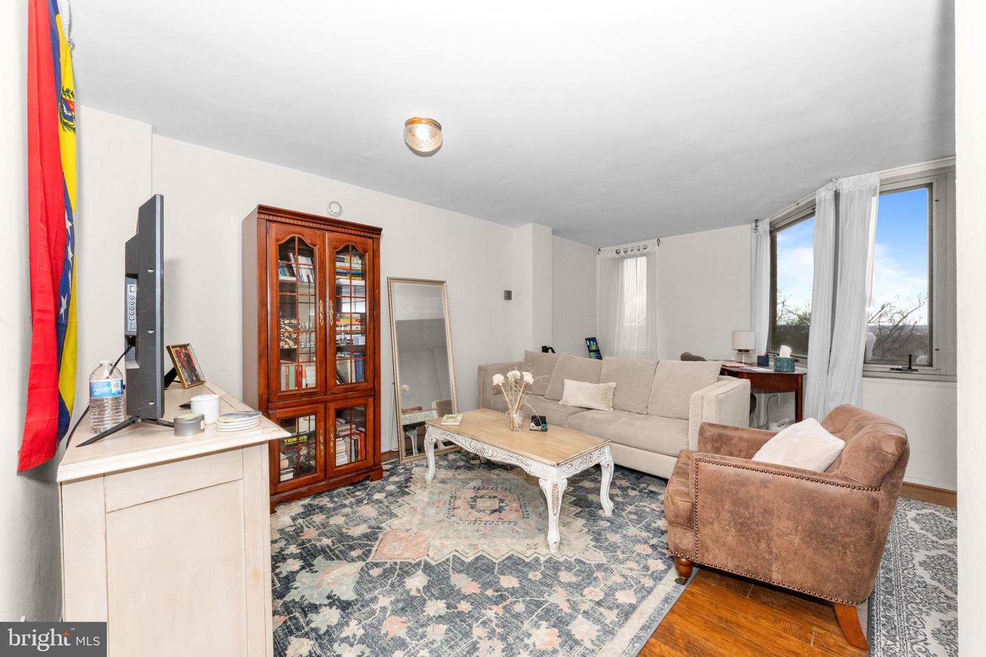 2800 WISCONSIN AVE NW #709, WASHINGTON, District Of Columbia 20007, ,1 BathroomBathrooms,Residential,For sale,2800 WISCONSIN AVE NW #709,DCDC2249342 MLS # DCDC2249342