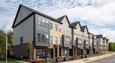 42153 GILDED STONE TER, BRAMBLETON, Virginia 20148, 3 Bedrooms Bedrooms, ,3 BathroomsBathrooms,Residential,For sale,42153 GILDED STONE TER,VALO2117504 MLS # VALO2117504