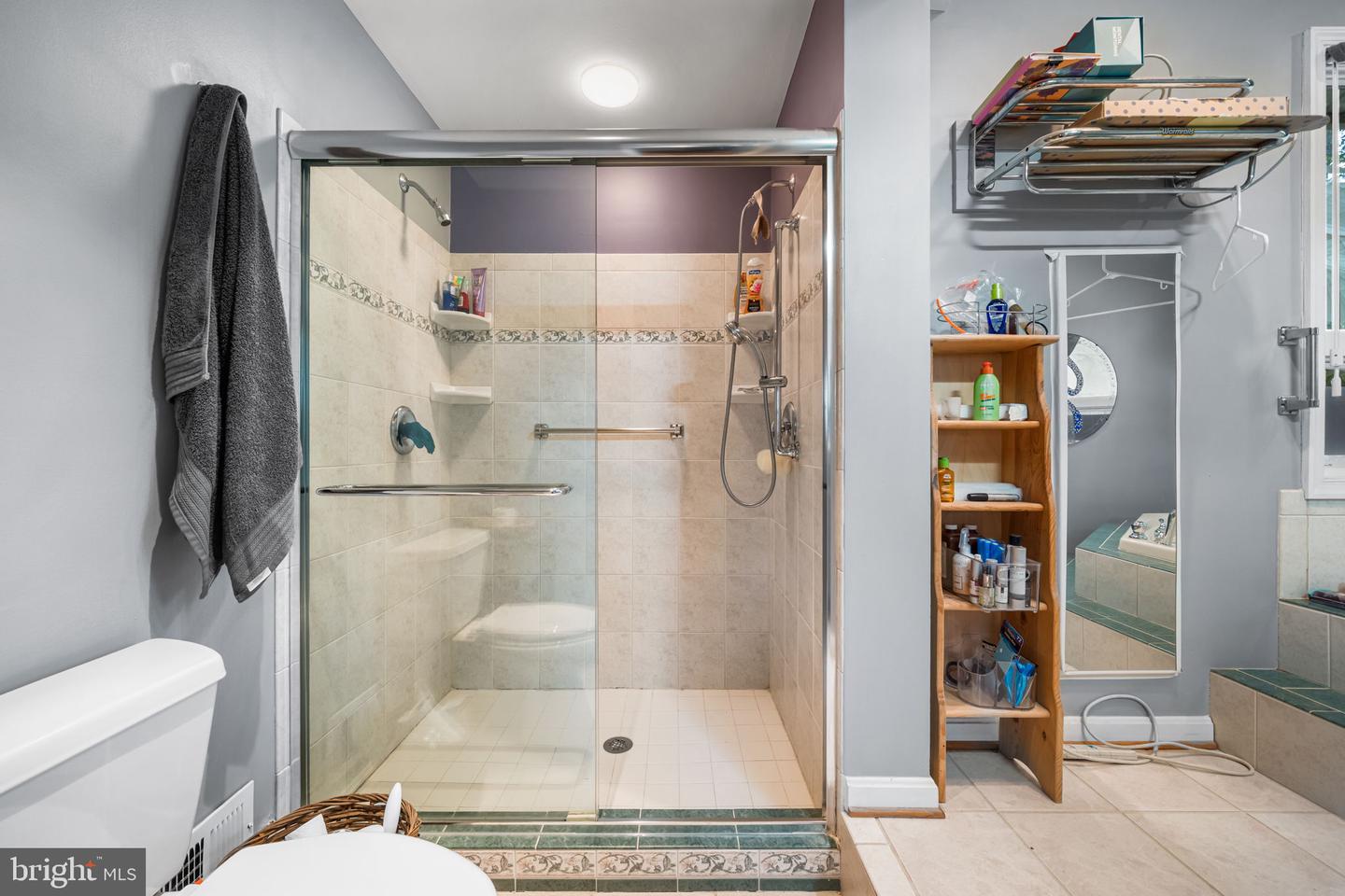 5313 STONINGTON DR, FAIRFAX, Virginia 22032, 6 Bedrooms Bedrooms, ,4 BathroomsBathrooms,Residential,For sale,5313 STONINGTON DR,VAFX2264606 MLS # VAFX2264606