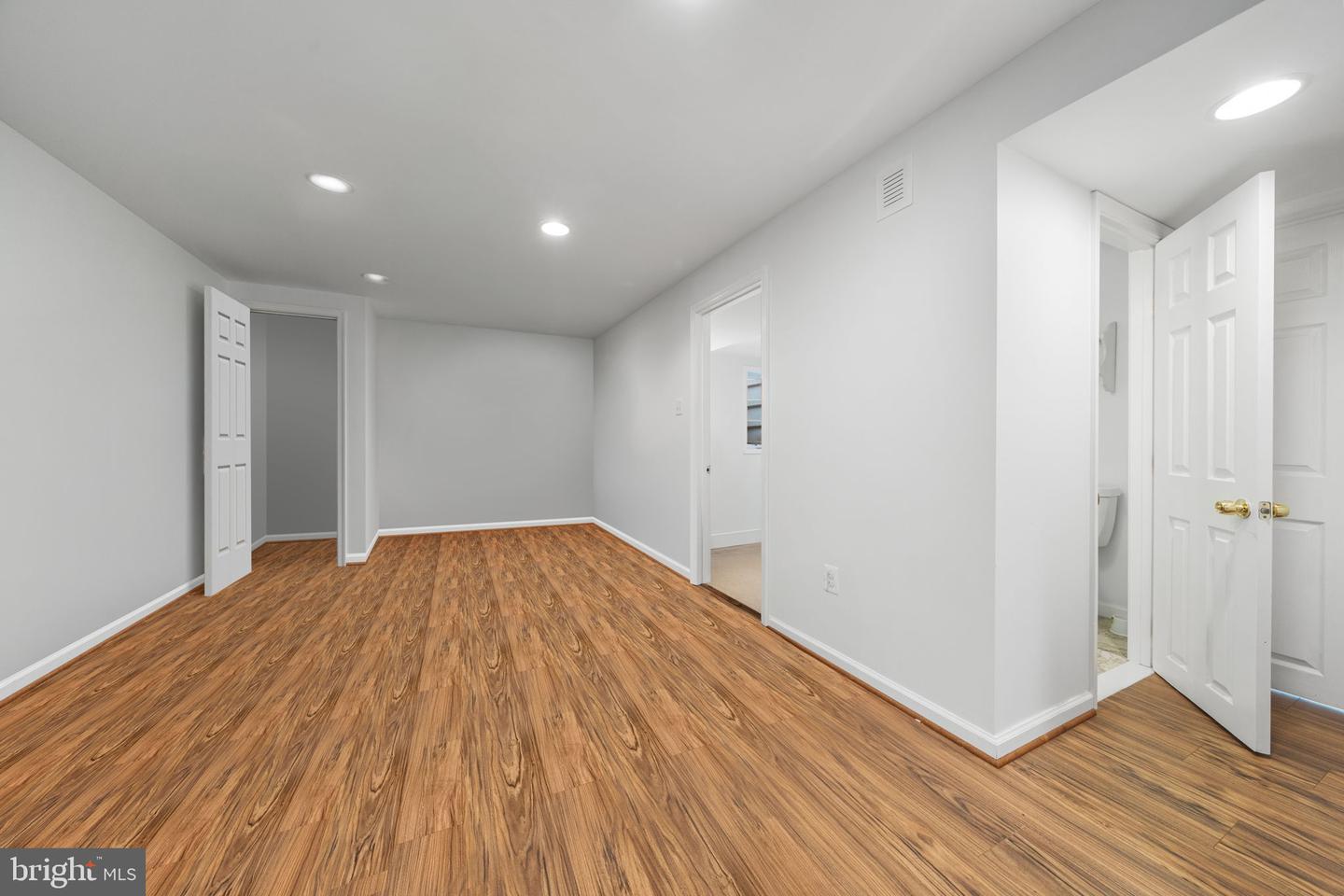 5313 STONINGTON DR, FAIRFAX, Virginia 22032, 6 Bedrooms Bedrooms, ,4 BathroomsBathrooms,Residential,For sale,5313 STONINGTON DR,VAFX2264606 MLS # VAFX2264606