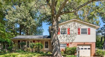 5313 STONINGTON DR, FAIRFAX, Virginia 22032, 6 Bedrooms Bedrooms, ,4 BathroomsBathrooms,Residential,For sale,5313 STONINGTON DR,VAFX2264606 MLS # VAFX2264606