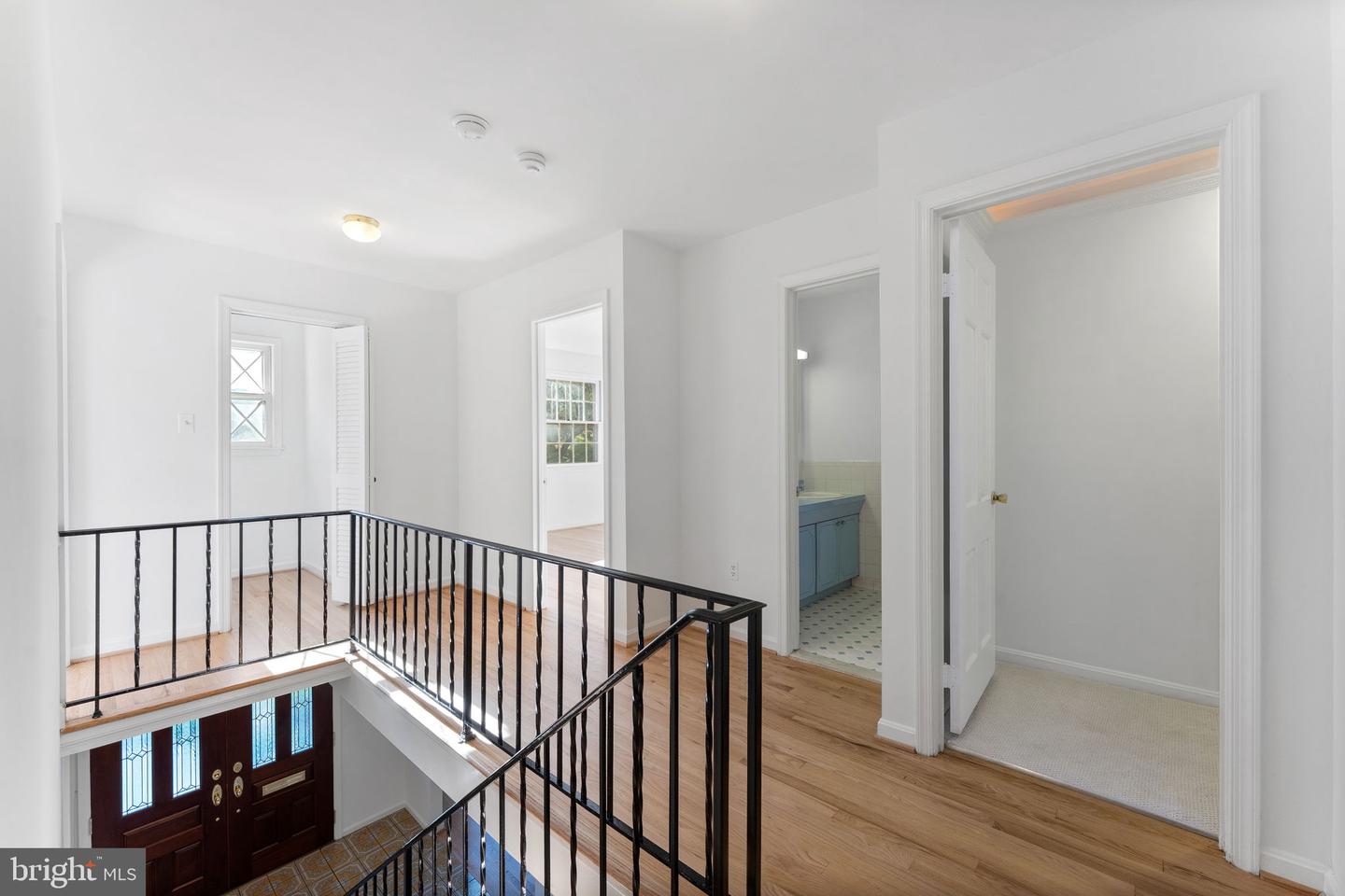 1560 FOREST VILLA LN, MCLEAN, Virginia 22101, 5 Bedrooms Bedrooms, ,3 BathroomsBathrooms,Residential,For sale,1560 FOREST VILLA LN,VAFX2267058 MLS # VAFX2267058