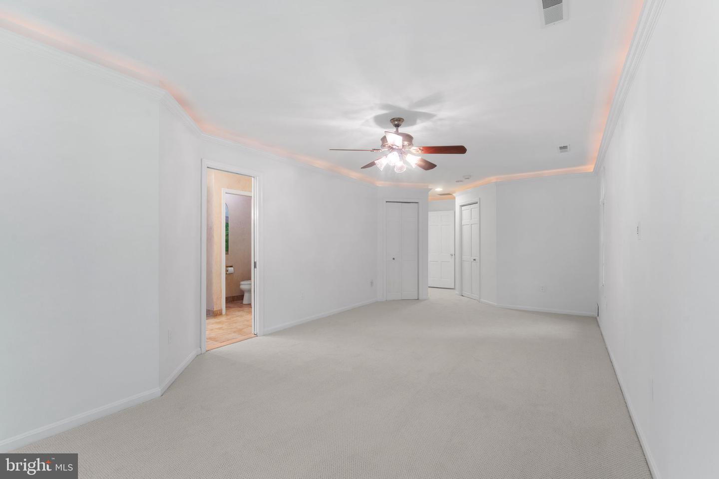 1560 FOREST VILLA LN, MCLEAN, Virginia 22101, 5 Bedrooms Bedrooms, ,3 BathroomsBathrooms,Residential,For sale,1560 FOREST VILLA LN,VAFX2267058 MLS # VAFX2267058