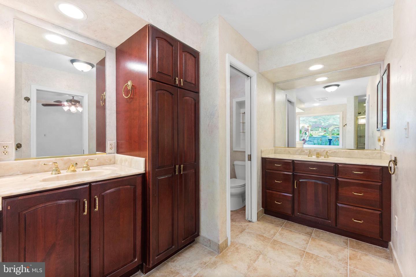 1560 FOREST VILLA LN, MCLEAN, Virginia 22101, 5 Bedrooms Bedrooms, ,3 BathroomsBathrooms,Residential,For sale,1560 FOREST VILLA LN,VAFX2267058 MLS # VAFX2267058