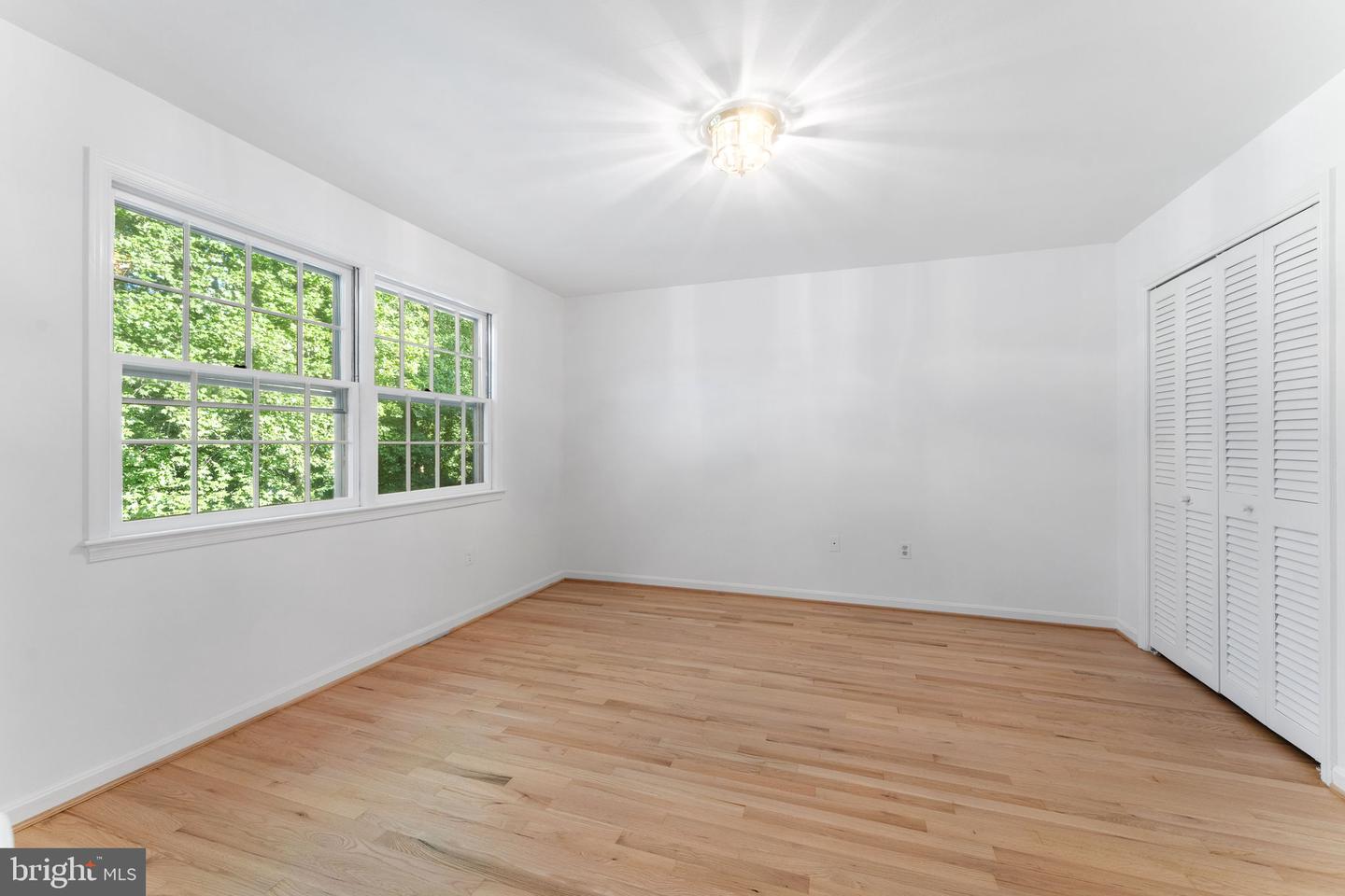 1560 FOREST VILLA LN, MCLEAN, Virginia 22101, 5 Bedrooms Bedrooms, ,3 BathroomsBathrooms,Residential,For sale,1560 FOREST VILLA LN,VAFX2267058 MLS # VAFX2267058