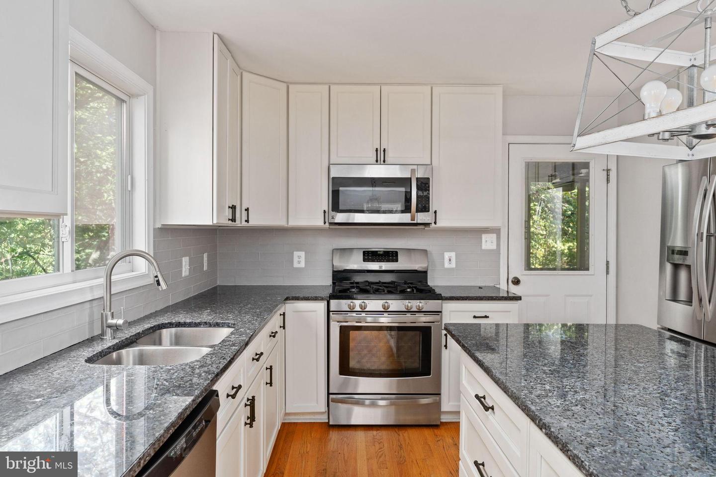 19312 BRIAR PATCH DR, GORDONSVILLE, Virginia 22942, 4 Bedrooms Bedrooms, 7 Rooms Rooms,2 BathroomsBathrooms,Residential,For sale,19312 BRIAR PATCH DR,VAOR2012438 MLS # VAOR2012438