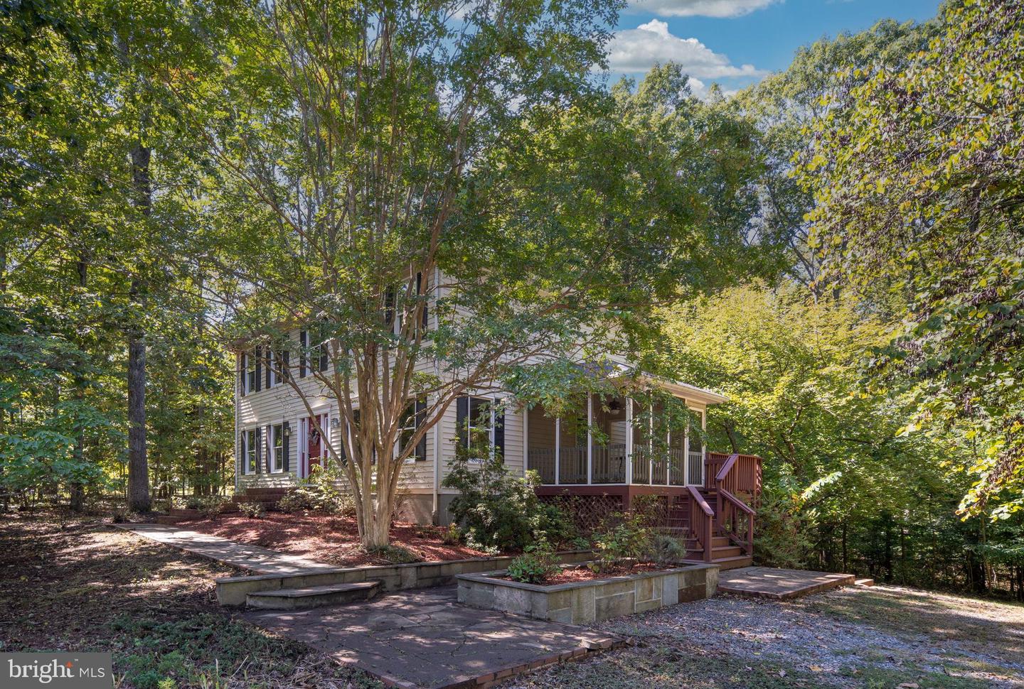 19312 BRIAR PATCH DR, GORDONSVILLE, Virginia 22942, 4 Bedrooms Bedrooms, 7 Rooms Rooms,2 BathroomsBathrooms,Residential,For sale,19312 BRIAR PATCH DR,VAOR2012438 MLS # VAOR2012438