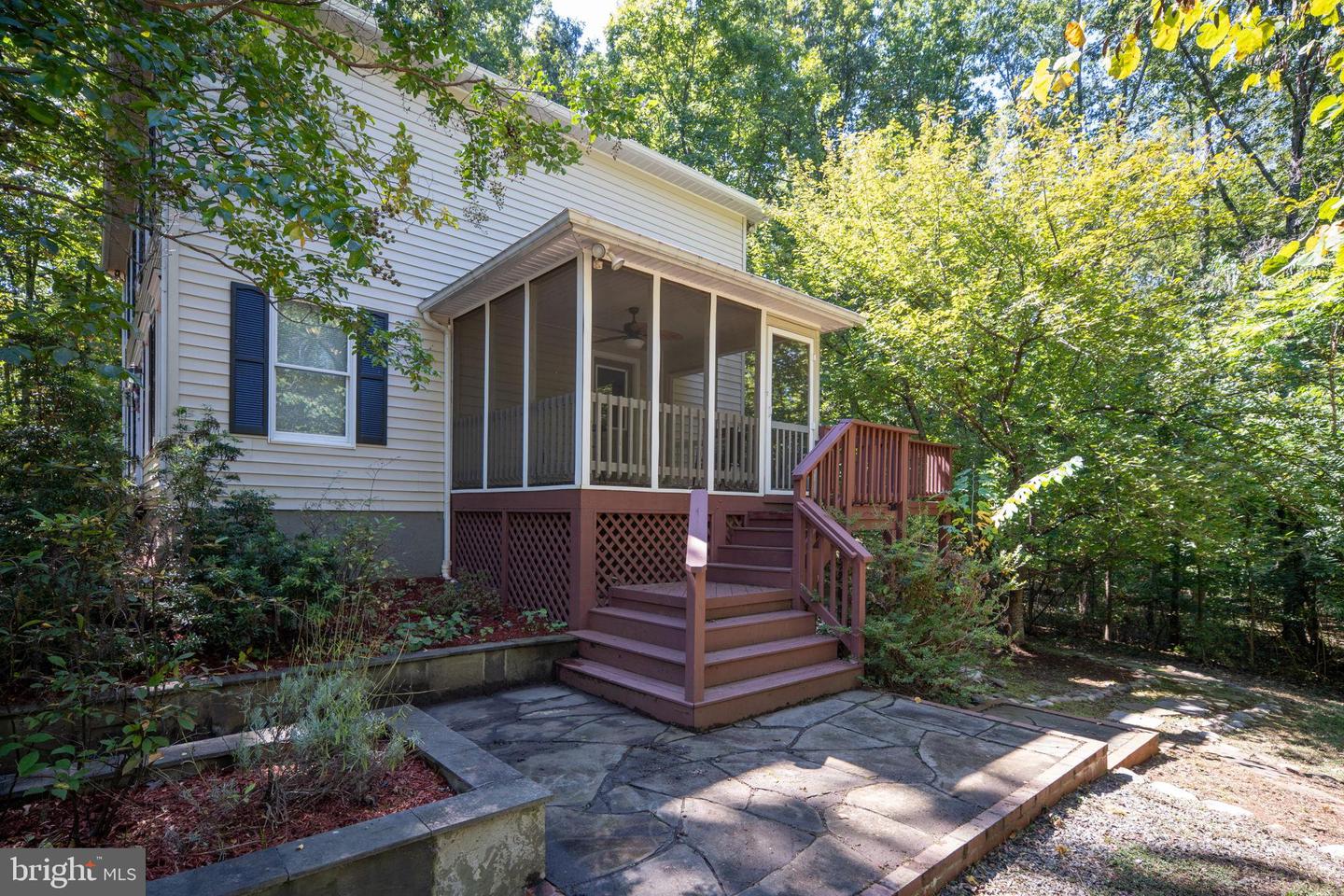 19312 BRIAR PATCH DR, GORDONSVILLE, Virginia 22942, 4 Bedrooms Bedrooms, 7 Rooms Rooms,2 BathroomsBathrooms,Residential,For sale,19312 BRIAR PATCH DR,VAOR2012438 MLS # VAOR2012438