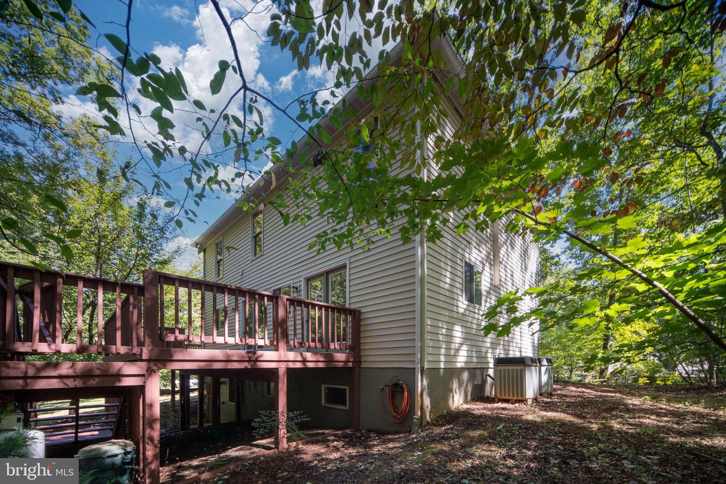 19312 BRIAR PATCH DR, GORDONSVILLE, Virginia 22942, 4 Bedrooms Bedrooms, 7 Rooms Rooms,2 BathroomsBathrooms,Residential,For sale,19312 BRIAR PATCH DR,VAOR2012438 MLS # VAOR2012438