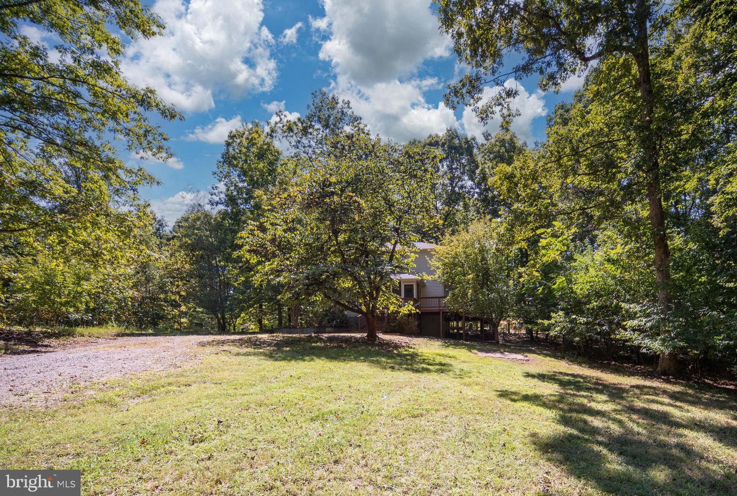 19312 BRIAR PATCH DR, GORDONSVILLE, Virginia 22942, 4 Bedrooms Bedrooms, 7 Rooms Rooms,2 BathroomsBathrooms,Residential,For sale,19312 BRIAR PATCH DR,VAOR2012438 MLS # VAOR2012438