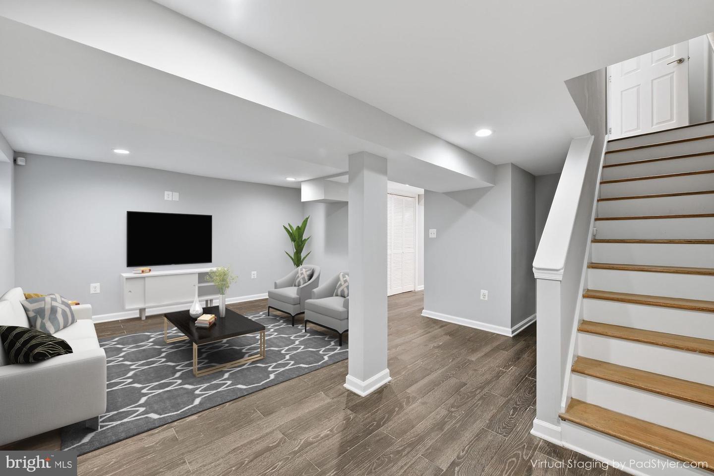 824 ALLISON ST NW, WASHINGTON, District Of Columbia 20011, 3 Bedrooms Bedrooms, ,3 BathroomsBathrooms,Residential,For sale,824 ALLISON ST NW,DCDC2226440 MLS # DCDC2226440