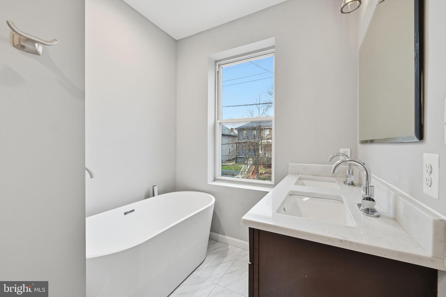 824 ALLISON ST NW, WASHINGTON, District Of Columbia 20011, 3 Bedrooms Bedrooms, ,3 BathroomsBathrooms,Residential,For sale,824 ALLISON ST NW,DCDC2226440 MLS # DCDC2226440