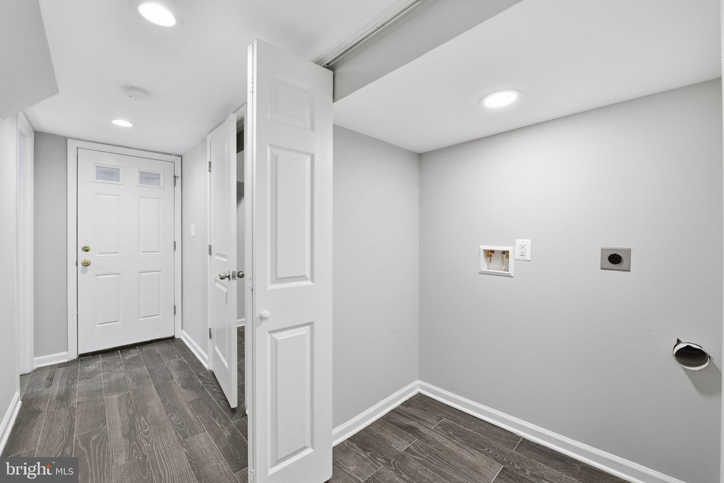 824 ALLISON ST NW, WASHINGTON, District Of Columbia 20011, 3 Bedrooms Bedrooms, ,3 BathroomsBathrooms,Residential,For sale,824 ALLISON ST NW,DCDC2226440 MLS # DCDC2226440