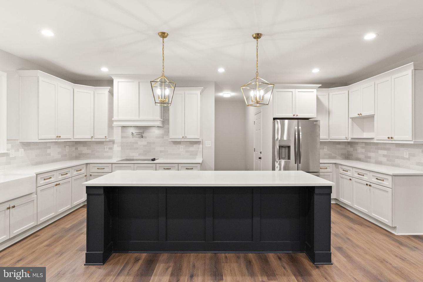 4823 STONEFIELD LN, WARRENTON, Virginia 20187, 4 Bedrooms Bedrooms, 7 Rooms Rooms,3 BathroomsBathrooms,Residential,For sale,4823 STONEFIELD LN,VAFQ2019372 MLS # VAFQ2019372