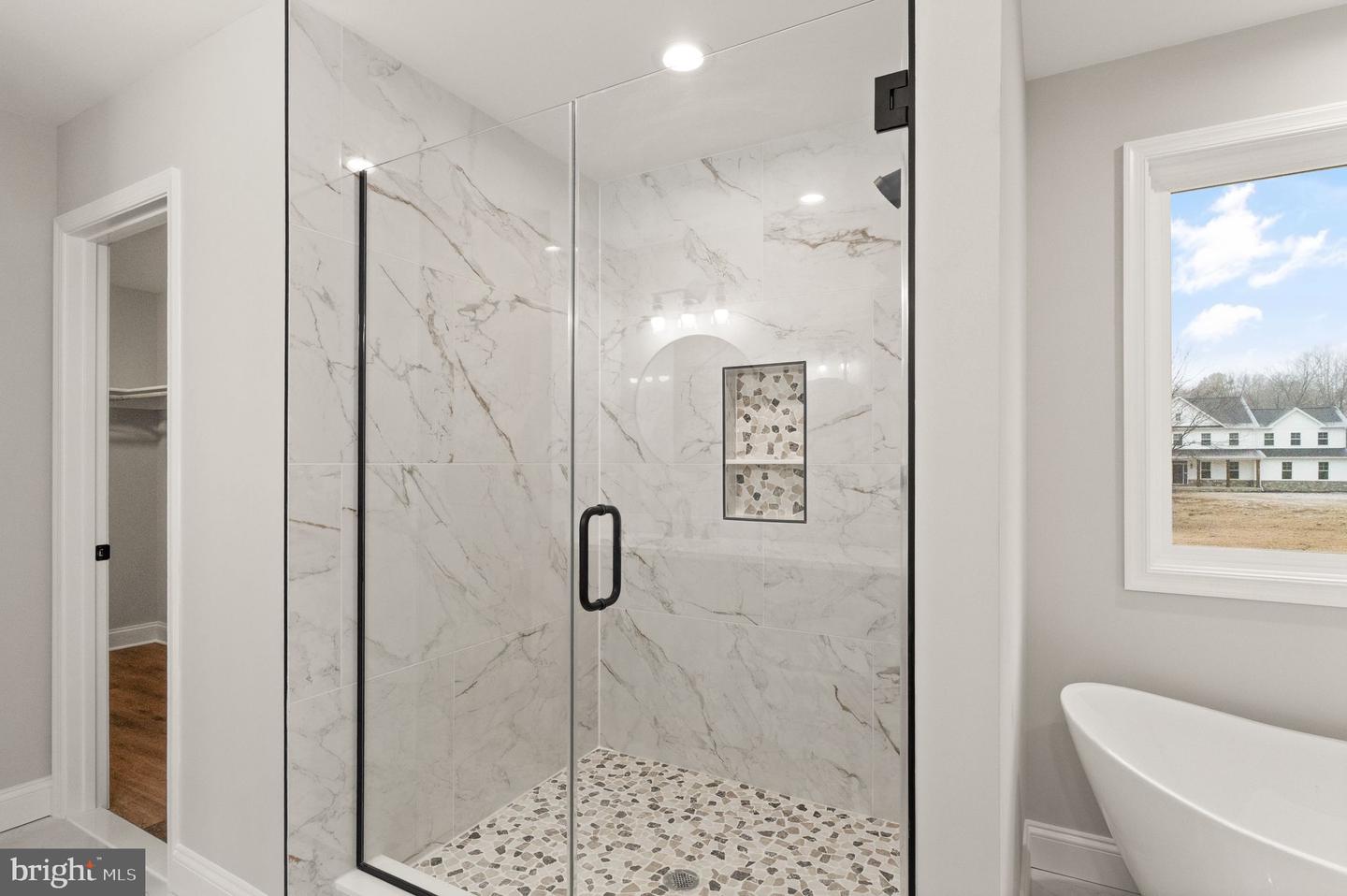 4823 STONEFIELD LN, WARRENTON, Virginia 20187, 4 Bedrooms Bedrooms, 7 Rooms Rooms,3 BathroomsBathrooms,Residential,For sale,4823 STONEFIELD LN,VAFQ2019372 MLS # VAFQ2019372