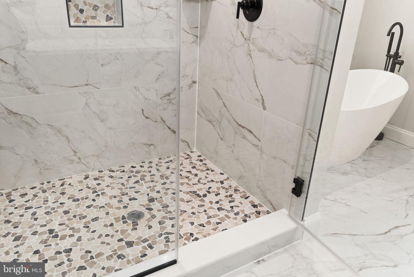 4823 STONEFIELD LN, WARRENTON, Virginia 20187, 4 Bedrooms Bedrooms, 7 Rooms Rooms,3 BathroomsBathrooms,Residential,For sale,4823 STONEFIELD LN,VAFQ2019372 MLS # VAFQ2019372