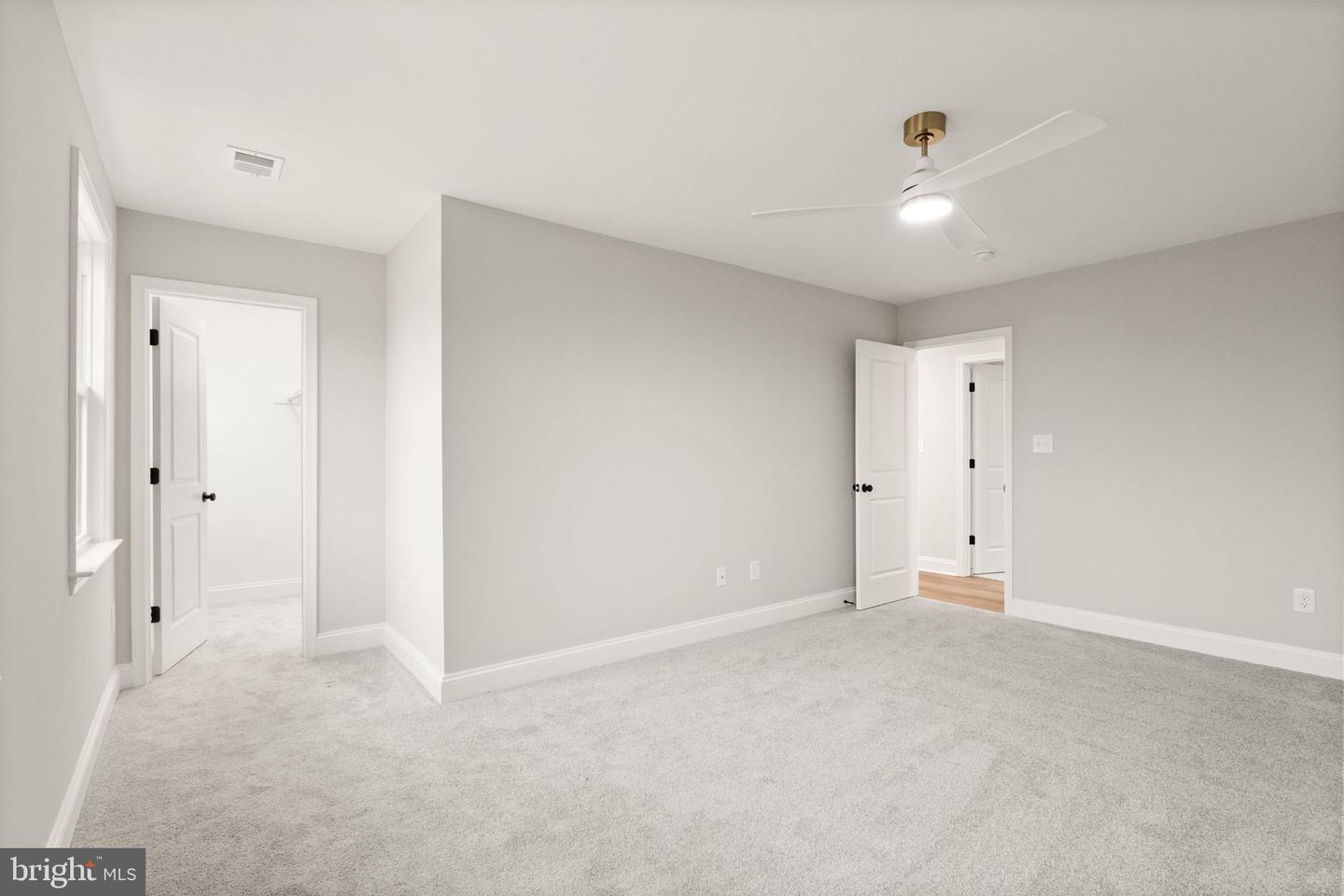 4823 STONEFIELD LN, WARRENTON, Virginia 20187, 4 Bedrooms Bedrooms, 7 Rooms Rooms,3 BathroomsBathrooms,Residential,For sale,4823 STONEFIELD LN,VAFQ2019372 MLS # VAFQ2019372