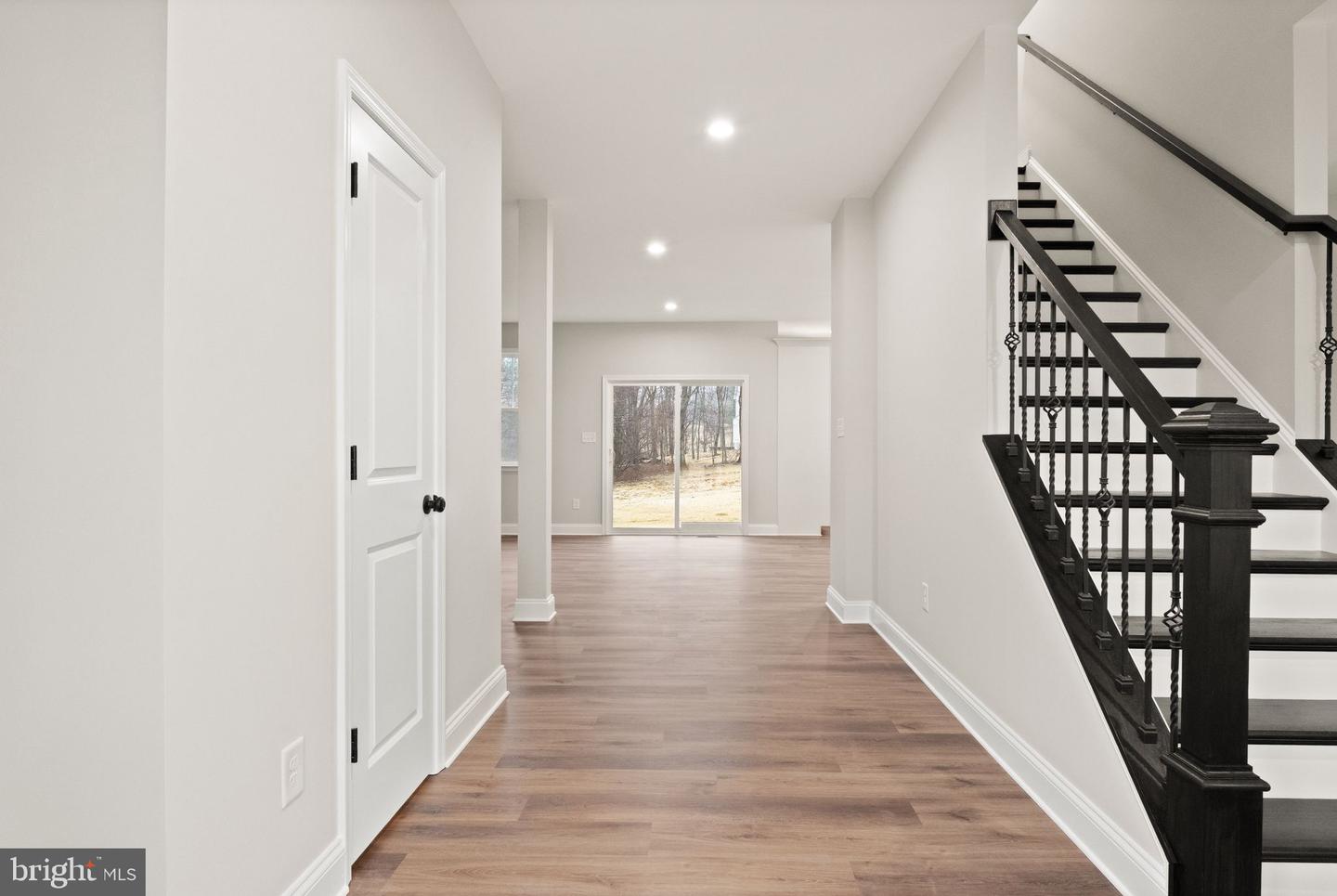 4823 STONEFIELD LN, WARRENTON, Virginia 20187, 4 Bedrooms Bedrooms, 7 Rooms Rooms,3 BathroomsBathrooms,Residential,For sale,4823 STONEFIELD LN,VAFQ2019372 MLS # VAFQ2019372