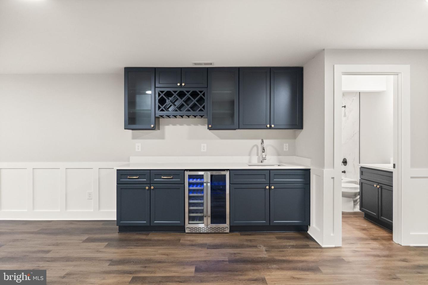 4823 STONEFIELD LN, WARRENTON, Virginia 20187, 4 Bedrooms Bedrooms, 7 Rooms Rooms,3 BathroomsBathrooms,Residential,For sale,4823 STONEFIELD LN,VAFQ2019372 MLS # VAFQ2019372