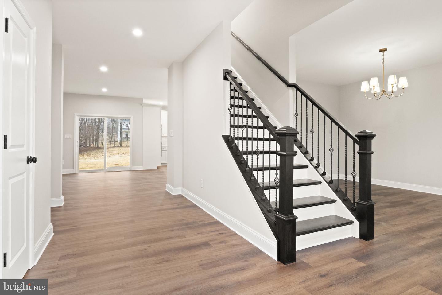 4823 STONEFIELD LN, WARRENTON, Virginia 20187, 4 Bedrooms Bedrooms, 7 Rooms Rooms,3 BathroomsBathrooms,Residential,For sale,4823 STONEFIELD LN,VAFQ2019372 MLS # VAFQ2019372