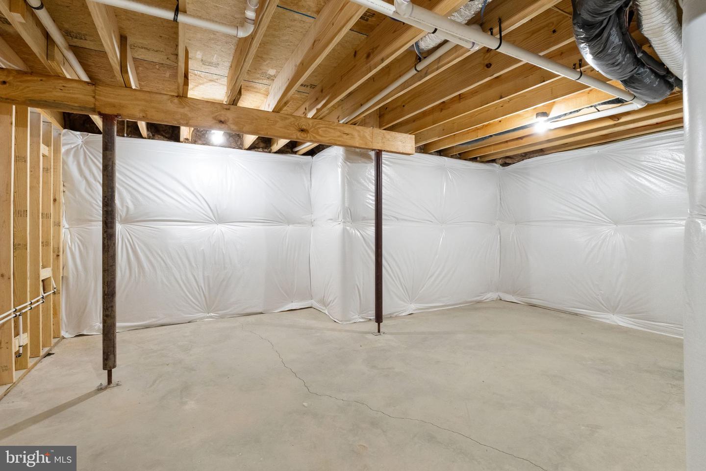 4823 STONEFIELD LN, WARRENTON, Virginia 20187, 4 Bedrooms Bedrooms, 7 Rooms Rooms,3 BathroomsBathrooms,Residential,For sale,4823 STONEFIELD LN,VAFQ2019372 MLS # VAFQ2019372