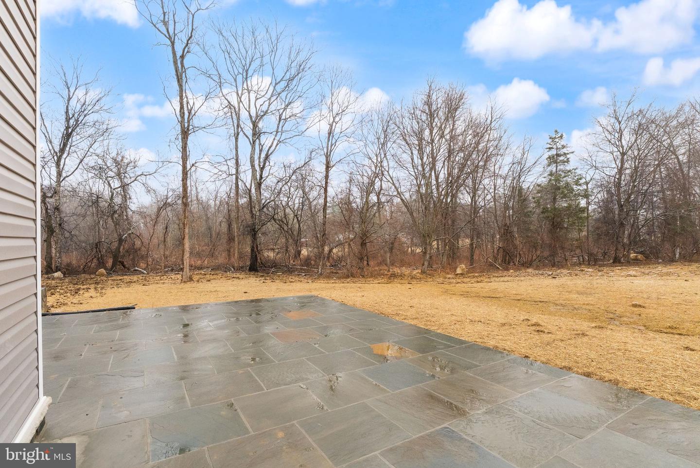 4823 STONEFIELD LN, WARRENTON, Virginia 20187, 4 Bedrooms Bedrooms, 7 Rooms Rooms,3 BathroomsBathrooms,Residential,For sale,4823 STONEFIELD LN,VAFQ2019372 MLS # VAFQ2019372