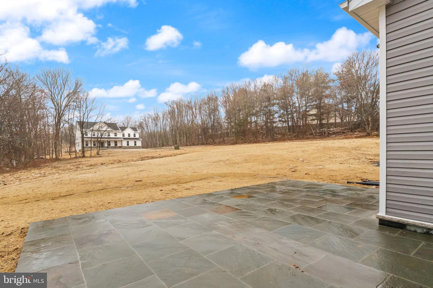 4823 STONEFIELD LN, WARRENTON, Virginia 20187, 4 Bedrooms Bedrooms, 7 Rooms Rooms,3 BathroomsBathrooms,Residential,For sale,4823 STONEFIELD LN,VAFQ2019372 MLS # VAFQ2019372