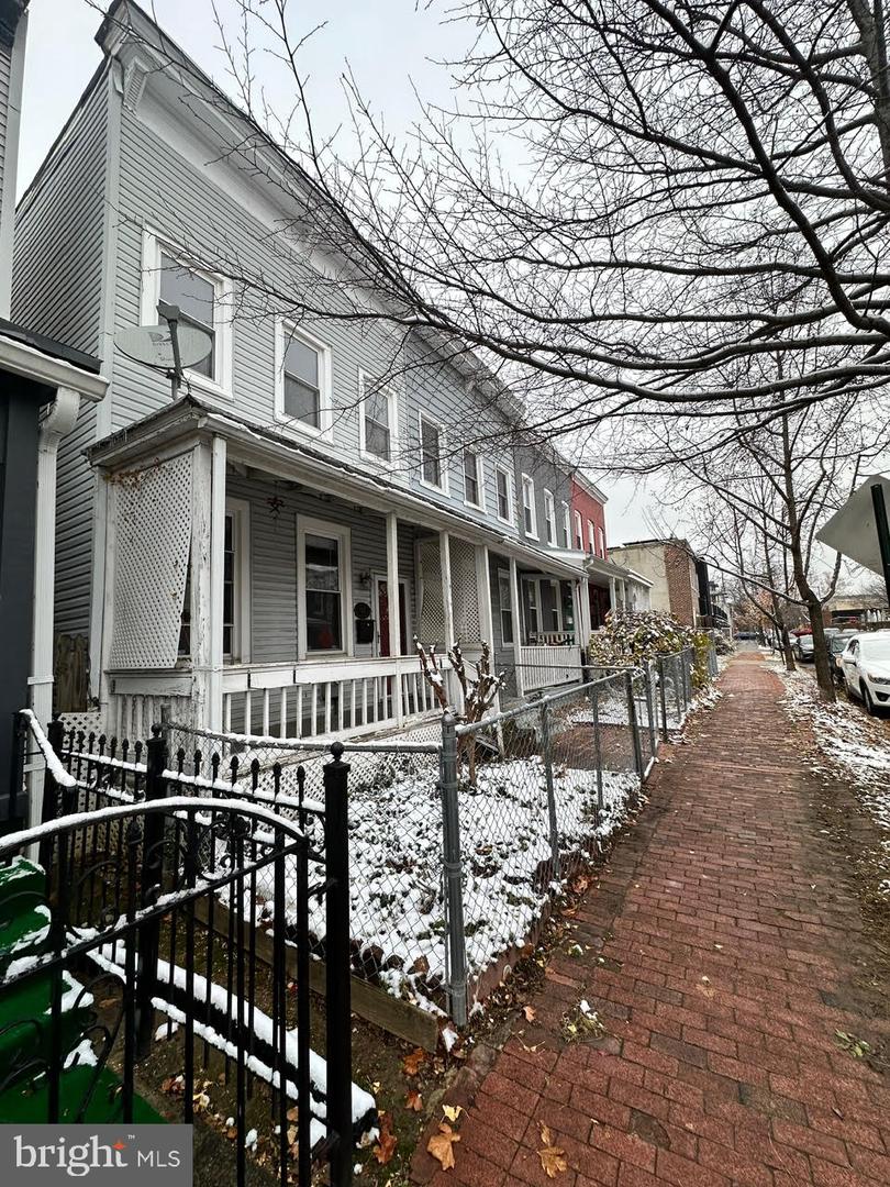 733 MORTON ST NW, WASHINGTON, District Of Columbia 20010, 3 Bedrooms Bedrooms, ,2 BathroomsBathrooms,Residential,For sale,733 MORTON ST NW,DCDC2234002 MLS # DCDC2234002