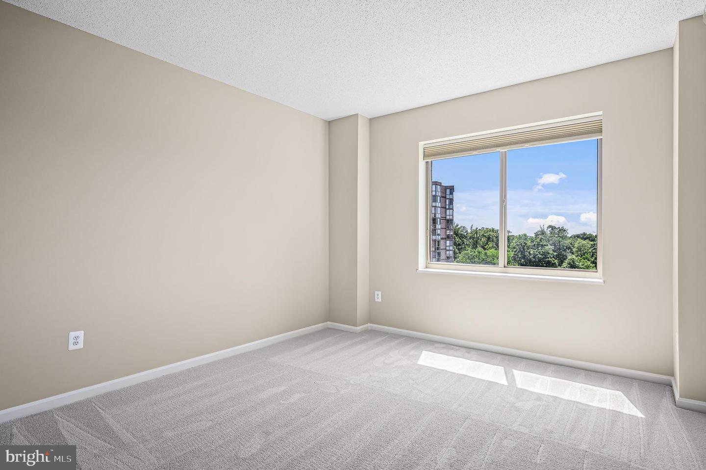 19355 CYPRESS RIDGE TER #802, LEESBURG, Virginia 20176, 3 Bedrooms Bedrooms, ,2 BathroomsBathrooms,Residential,For sale,19355 CYPRESS RIDGE TER #802,VALO2114060 MLS # VALO2114060