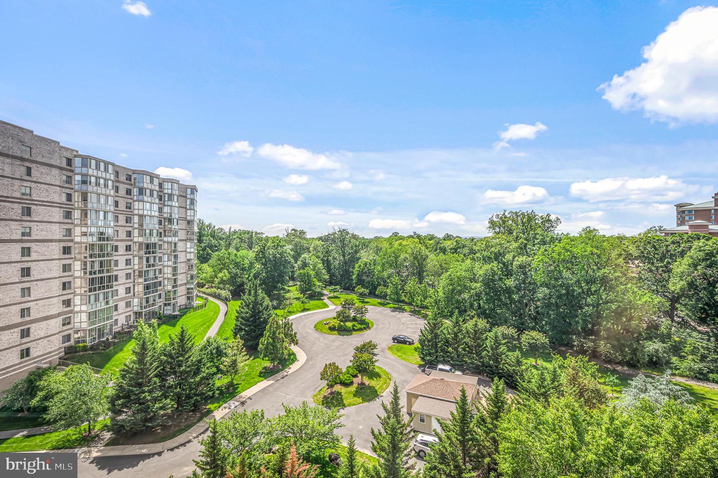 19355 CYPRESS RIDGE TER #802, LEESBURG, Virginia 20176, 3 Bedrooms Bedrooms, ,2 BathroomsBathrooms,Residential,For sale,19355 CYPRESS RIDGE TER #802,VALO2114060 MLS # VALO2114060