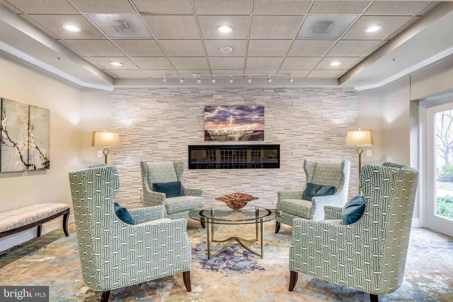 19355 CYPRESS RIDGE TER #802, LEESBURG, Virginia 20176, 3 Bedrooms Bedrooms, ,2 BathroomsBathrooms,Residential,For sale,19355 CYPRESS RIDGE TER #802,VALO2114060 MLS # VALO2114060