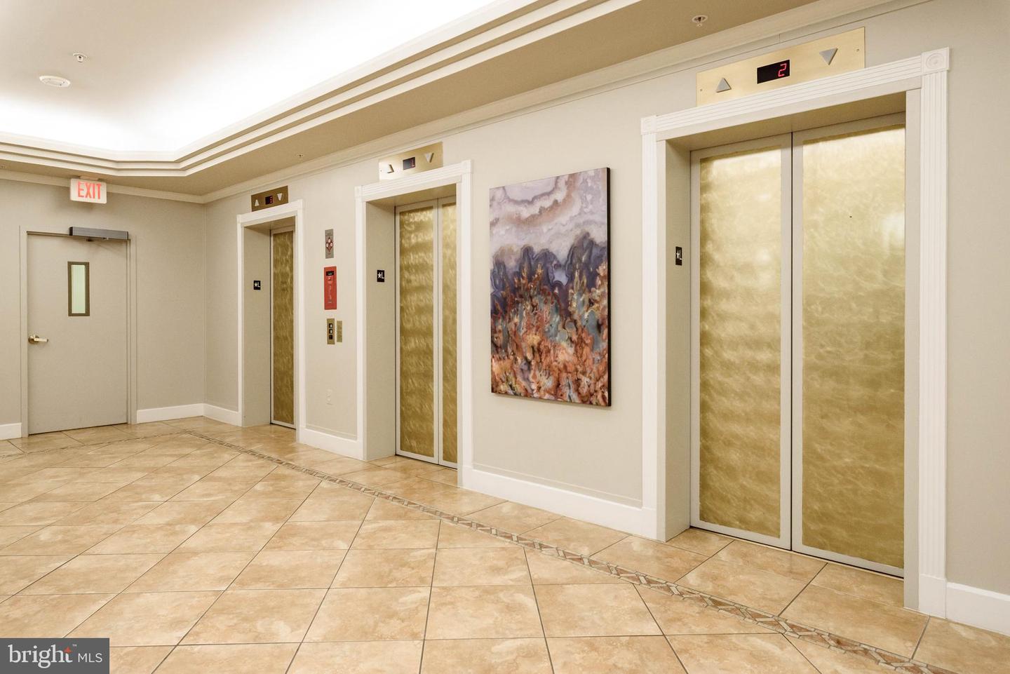 19355 CYPRESS RIDGE TER #802, LEESBURG, Virginia 20176, 3 Bedrooms Bedrooms, ,2 BathroomsBathrooms,Residential,For sale,19355 CYPRESS RIDGE TER #802,VALO2114060 MLS # VALO2114060