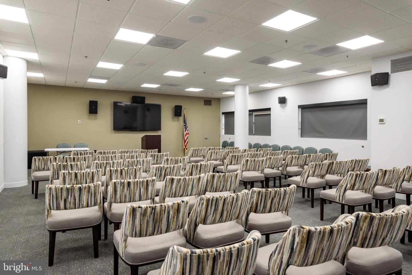 19355 CYPRESS RIDGE TER #802, LEESBURG, Virginia 20176, 3 Bedrooms Bedrooms, ,2 BathroomsBathrooms,Residential,For sale,19355 CYPRESS RIDGE TER #802,VALO2114060 MLS # VALO2114060