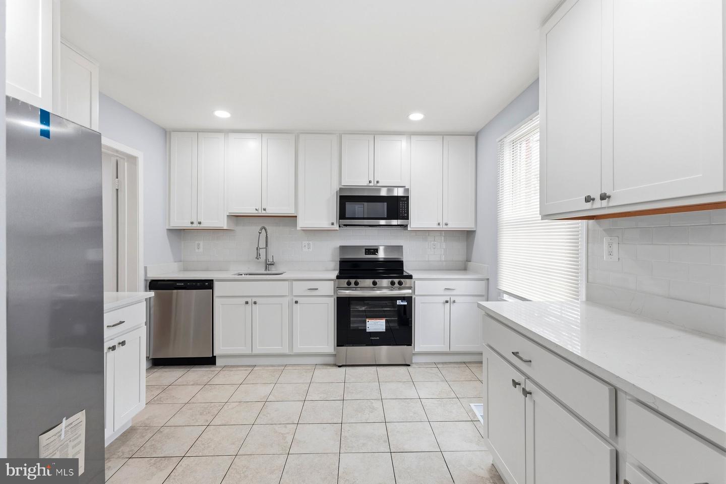 7233 EVANSTON RD, SPRINGFIELD, Virginia 22150, 3 Bedrooms Bedrooms, ,2 BathroomsBathrooms,Residential,For sale,7233 EVANSTON RD,VAFX2287142 MLS # VAFX2287142