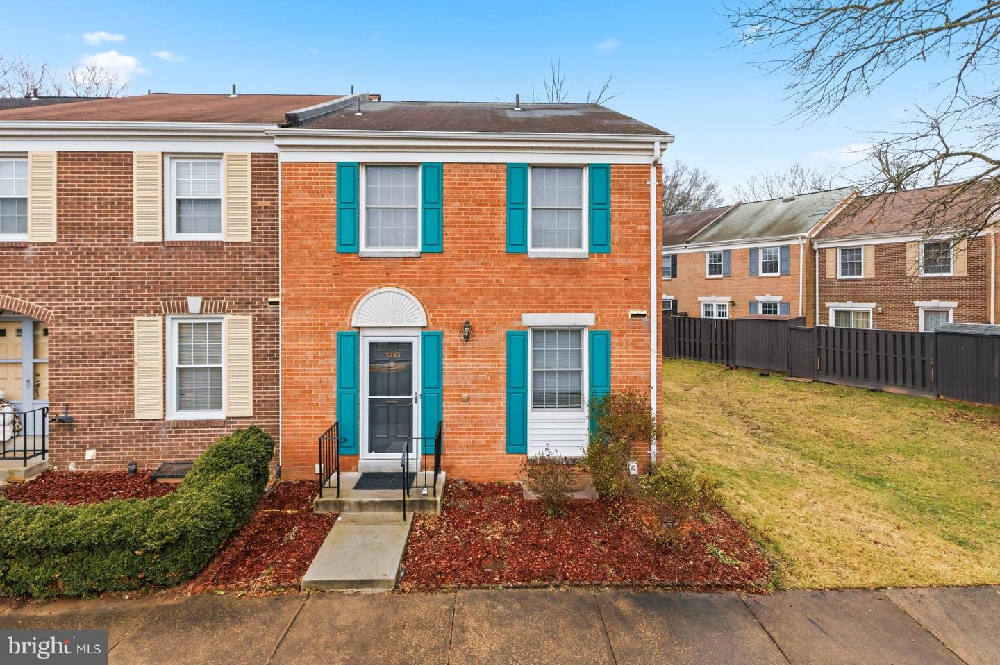 7233 EVANSTON RD, SPRINGFIELD, Virginia 22150, 3 Bedrooms Bedrooms, ,2 BathroomsBathrooms,Residential,For sale,7233 EVANSTON RD,VAFX2287142 MLS # VAFX2287142