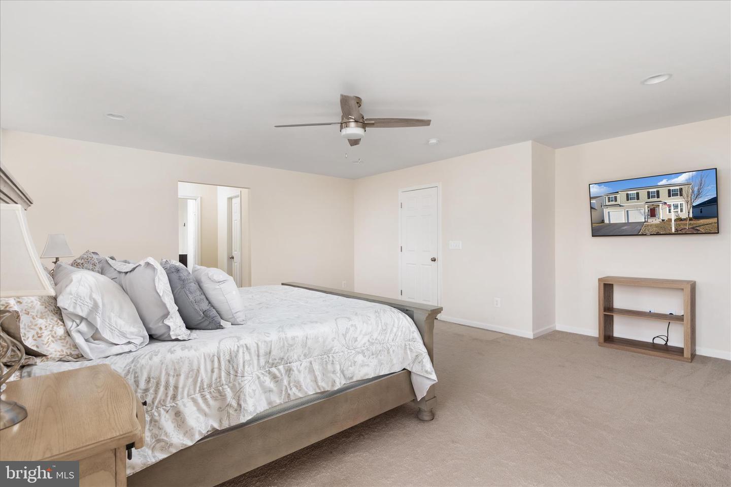 111 INTERLACE, STEPHENSON, Virginia 22656, 5 Bedrooms Bedrooms, ,3 BathroomsBathrooms,Residential,For sale,111 INTERLACE,VAFV2039610 MLS # VAFV2039610